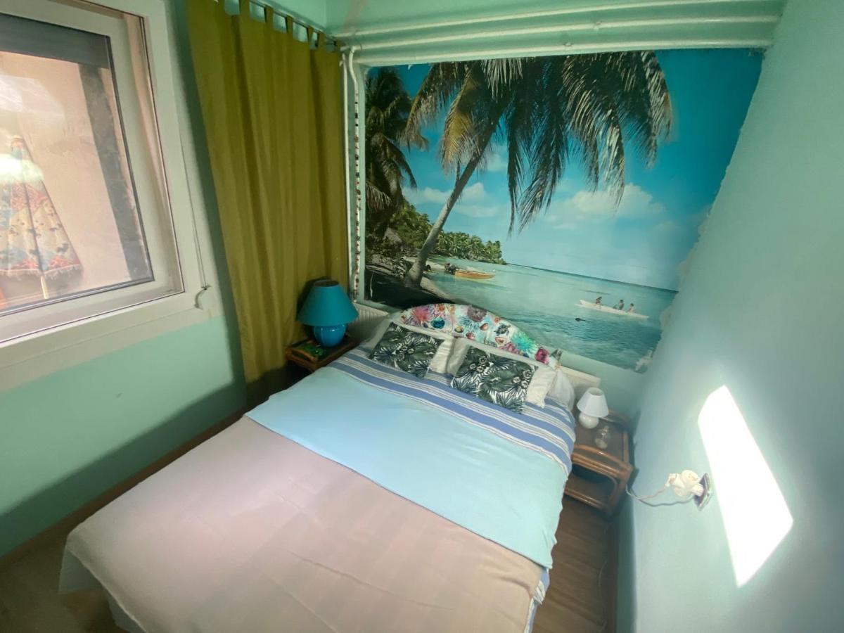 וסס Grany'S Retro Guesthouse Near Budapest Airport מראה חיצוני תמונה